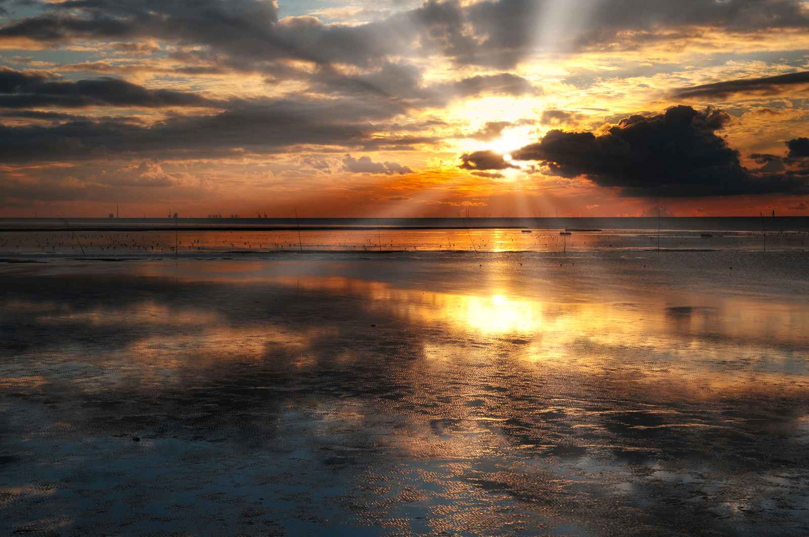 Bilder Goldene Stunde width=